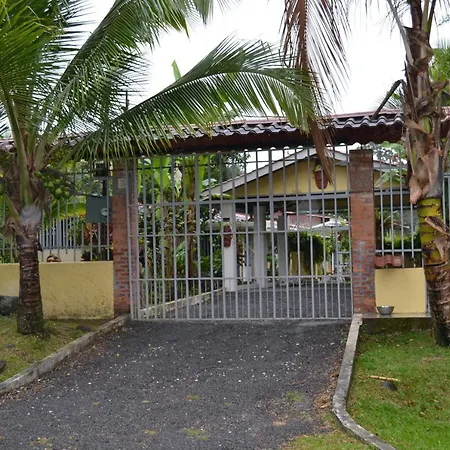 Casa Sophia: Triple Apartment Options with Wi-Fi Guapiles Exterior photo