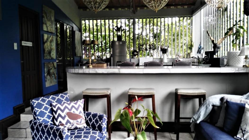 Casa Sophia: Triple Options With Wi-fi Guapiles