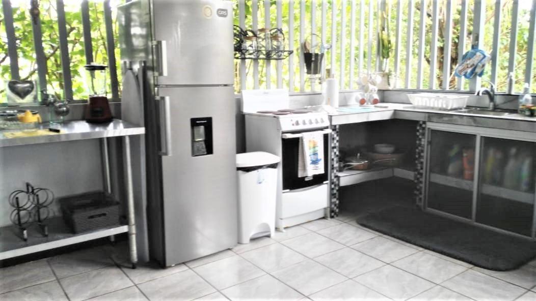 Casa Sophia: Triple Options With Wi-fi Guapiles