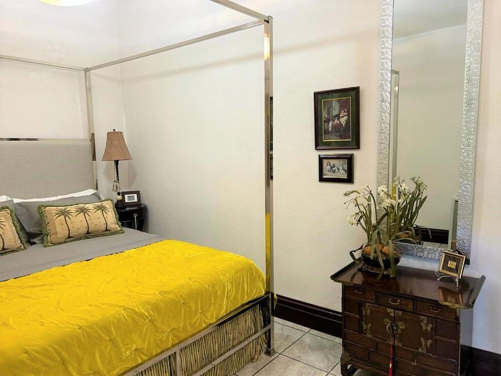 Casa Sophia: Triple Options With Wi-fi Apartment *