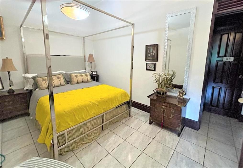 Apartment Casa Sophia: Triple Options With Wi-fi Guapiles